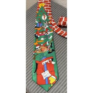 Vintage Looney Tunes Christmas Holiday Neck Tie Bugs, Taz, Daffy, Tweety